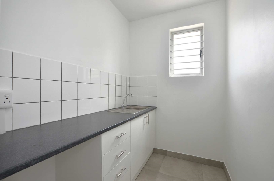 To Let Commercial Property for Rent in Dal Josafat Western Cape